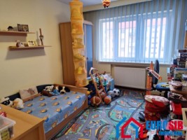 apartament-3-camere-decomandate-si-pivnita-in-sibiu-v-aaron-3