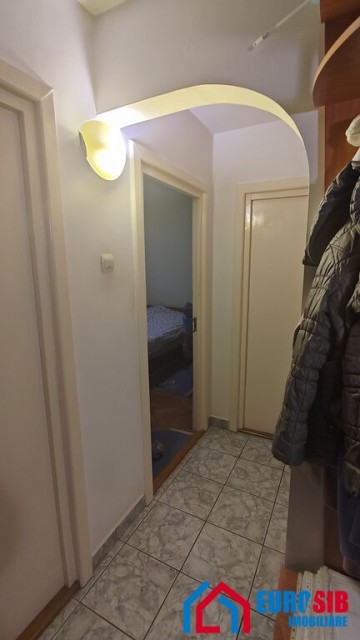 apartament-3-camere-decomandate-si-pivnita-in-sibiu-v-aaron-7