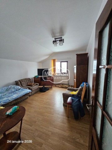 chirie-casa-spatioasa-in-sat-hudum-com-curtesti-2