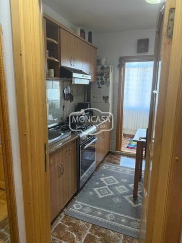 apartament-2-camere-zona-liceului-economic-3
