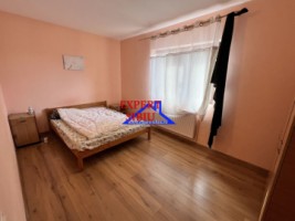 inchiriez-apartament-2-camere-decomandatrenovat-zona-strand-4