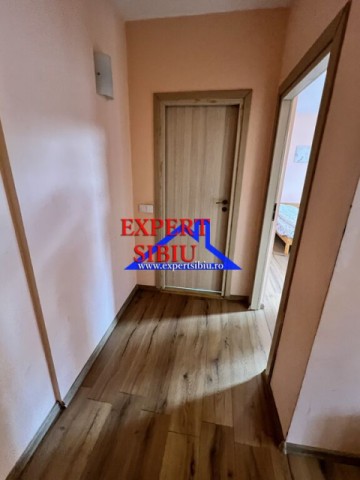 inchiriez-apartament-2-camere-decomandatrenovat-zona-strand-7