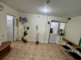 spatiu-comercial-30-mp-si-apartament-2-camere-zona-marchian-1