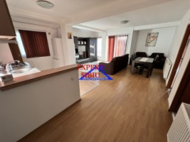 inchiriez-apartament-3-camere-zona-kaufland-strand-2