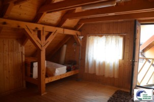 casa-de-vacanta-situata-in-busteni-piatra-arsa-6