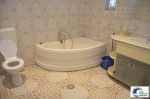 casa-de-vacanta-situata-in-busteni-piatra-arsa-13