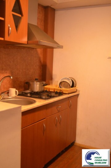 sinaia-garsoniera-de-vanzare-32000-euro-0