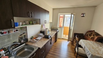 blv-bucuresti-2-camere-decomandat-78-liber-71500-euro-5