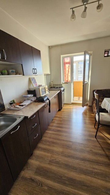 blv-bucuresti-2-camere-decomandat-78-liber-71500-euro-9