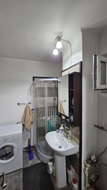 blv-bucuresti-2-camere-decomandat-78-liber-71500-euro-24