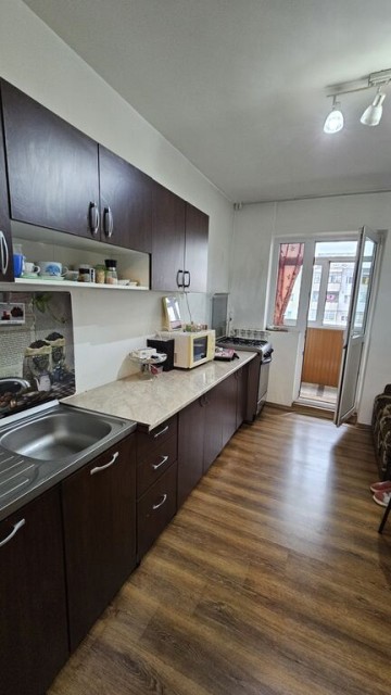 blv-bucuresti-2-camere-decomandat-78-liber-71500-euro-36