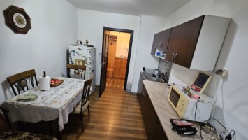 blv-bucuresti-2-camere-decomandat-78-liber-71500-euro-40