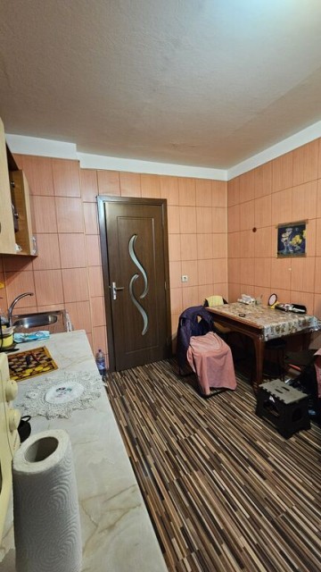 blv-bucuresti-decomandat-57-mp-utili-vedere-bulevard-8