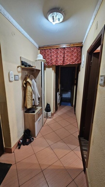 blv-bucuresti-decomandat-57-mp-utili-vedere-bulevard-16