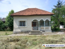 casa-2-camere-teren-1500-mp-de-vanzare-in-balilesti-arges