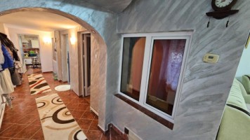 zona-afi-palace-casa-la-pret-de-apartament-2-camere-central-14