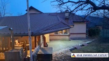 vila-6-camere-teren-1400-mp-in-central-campulung-muscel-ag-7