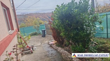 vila-6-camere-teren-1400-mp-in-central-campulung-muscel-ag-21