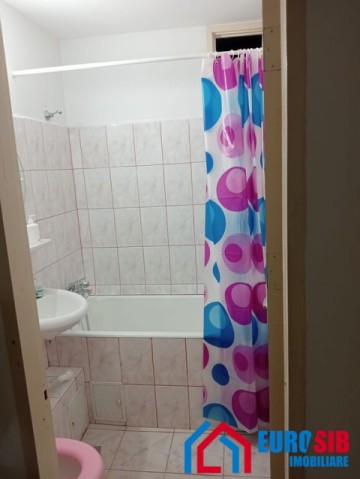 apartament-cu-2-camere-decomandat-zona-interex-3