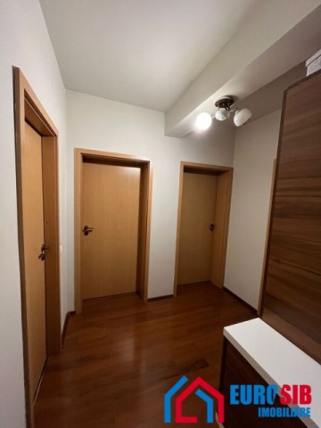 apartament-cu-2-camere-decomandat-situat-in-sibiu-turnisor-11