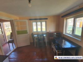 casa-vacanta-2-camere-teren-1295-mp-in-marcus-campulung-ag-8