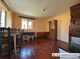 casa-vacanta-2-camere-teren-1295-mp-in-marcus-campulung-ag-17