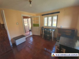casa-vacanta-2-camere-teren-1295-mp-in-marcus-campulung-ag-22