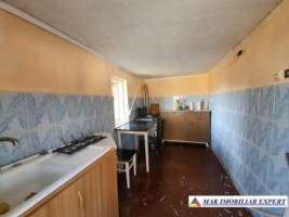 casa-vacanta-2-camere-teren-1295-mp-in-marcus-campulung-ag-40