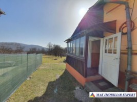 casa-vacanta-2-camere-teren-1295-mp-in-marcus-campulung-ag-46