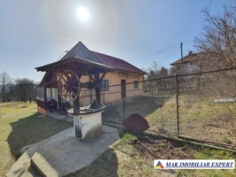 casa-vacanta-2-camere-teren-1295-mp-in-marcus-campulung-ag-48