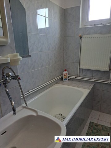 ian-2028-apartament-2-camere-cf-2-et-3-de-inchiriat-in-campulung-muscel-arges-22