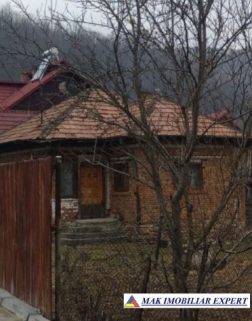 vand-casa-5-camere-teren-1600-mp-in-boteni-arges-2