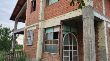 paulesti-zcocosesti-zona-buna-p1e-la-rosu-la-100000-eu-1