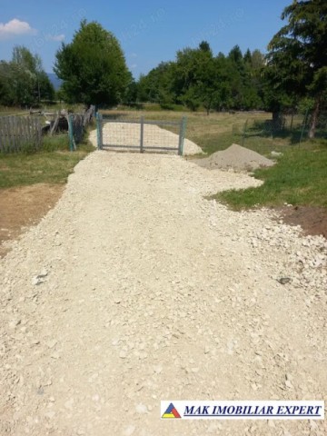 teren-4200-mp-intravilan-de-vanzare-campulung-muscel-arges-16