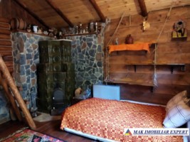 vila-pensiune-11-camere-teren-14-ha-rucar-arges-30