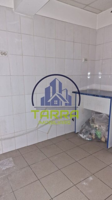 spatiu-comercial-de-vanzare-in-alba-iulia-zona-cetate-4
