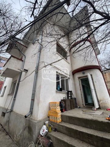 vila-zona-unirii-teren-300-mp-1