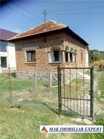 casa-2-camere-teren-1850-mp-in-aninoasa-arges