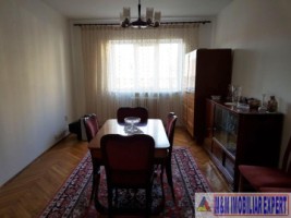 apartament-4-camere-cf-1-et-1-in-centru-campulung-muscel-ag-2