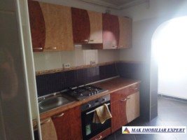 vand-apartament-3-camere-et-1-in-grui-campulung-muscel-args-10