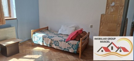 vanzare-vila-interbelica-ultracentral-decomandata-cu-6-camere-3-bai-3-holuri-bucatarie-si-terasa-cu-o-suprafata-de-teren-282-mp-super-oferta-pret-de-80000-de-euro-negociabil-18