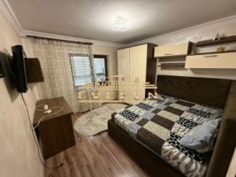 de-vanzare-apartament-2-camere-parter-zona-biserica-armeana-2