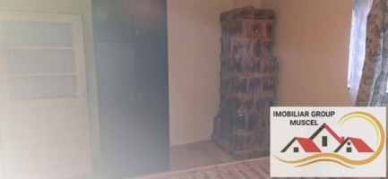 vanzare-casa-in-balilesti-cu-4-camere-si-un-living-avand-doua-terase-atat-la-parter-cat-si-la-etaj-intr-o-zona-linistita-si-pitoreasca-cu-o-suprafata-de-teren-1138-mp-la-pretul-de-48000-euro-negociabil-casa-are-o-suprafata-construita-de-120-mp-26