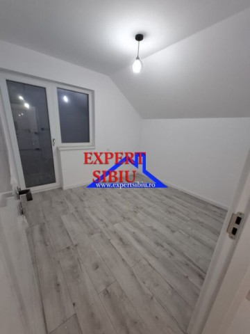 casa-noua-de-inchiriat-4-camere-nemobilata-in-cisnadie-7