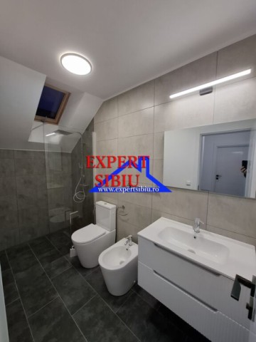 casa-noua-de-inchiriat-4-camere-nemobilata-in-cisnadie-10