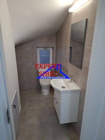 casa-noua-de-inchiriat-4-camere-nemobilata-in-cisnadie-11