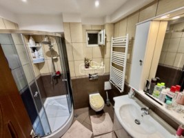 apartament-3-camere-decomandat-zona-ultracentrala-romarta-4