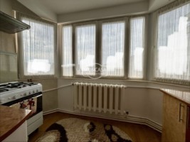 apartament-3-camere-decomandat-zona-ultracentrala-romarta-39