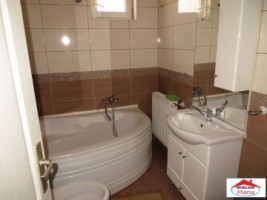 apartament-2-camere-centru-cu-parcare-3