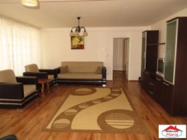 apartament-2-camere-centru-cu-parcare-1